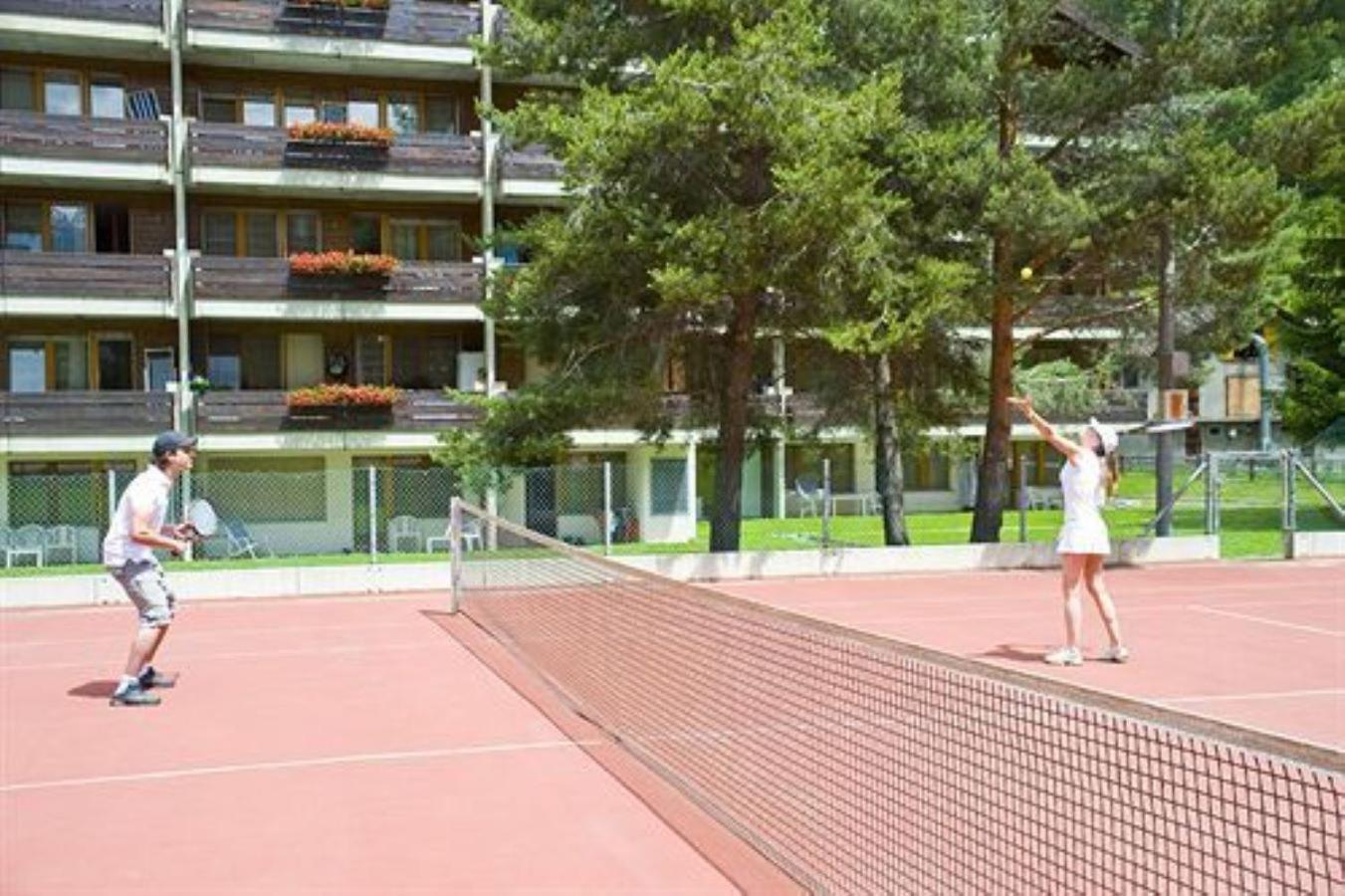 Monte Rosa Taesch, Apartments Mit Wellness Bereich ภายนอก รูปภาพ