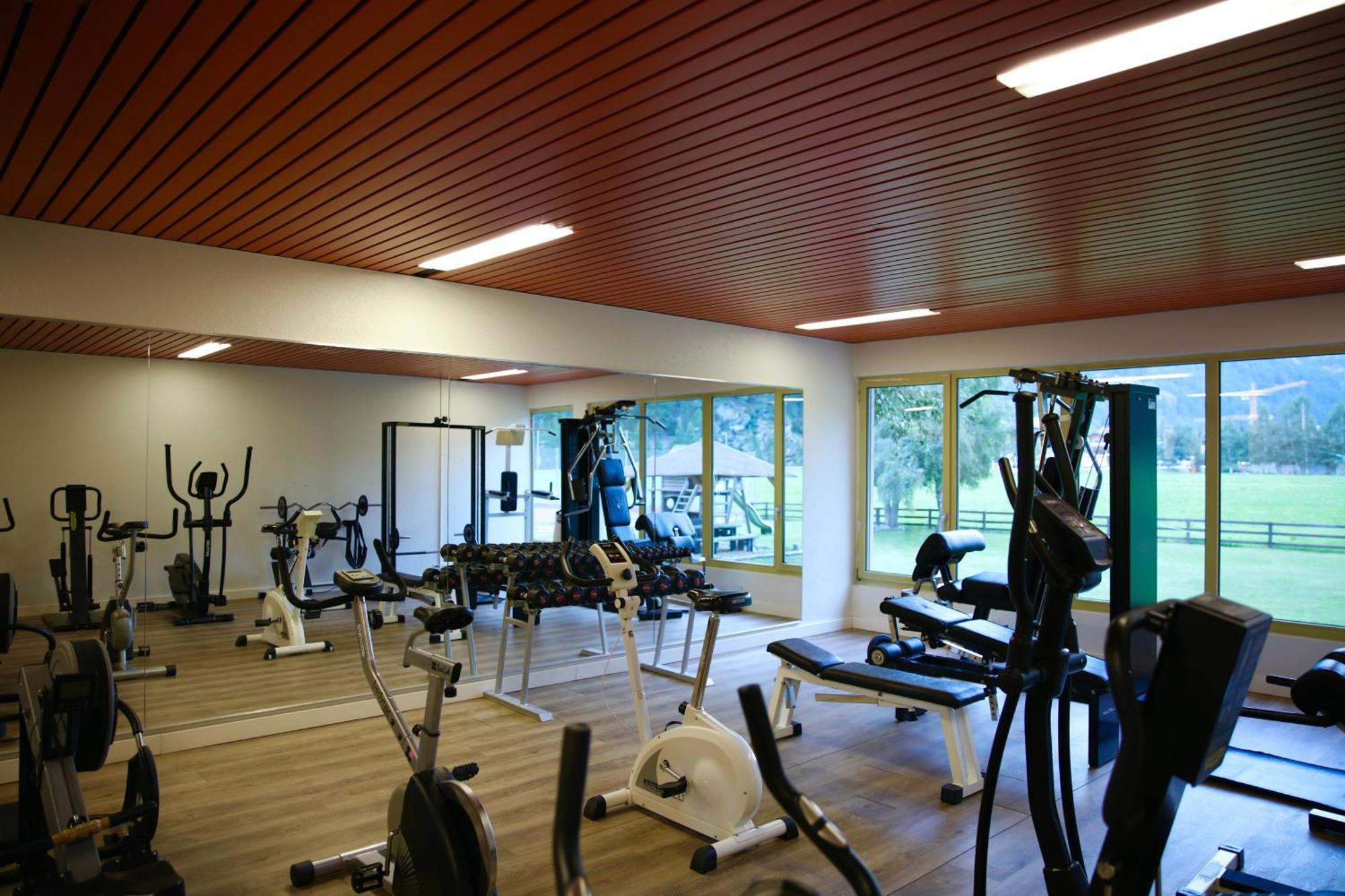 Monte Rosa Taesch, Apartments Mit Wellness Bereich ภายนอก รูปภาพ